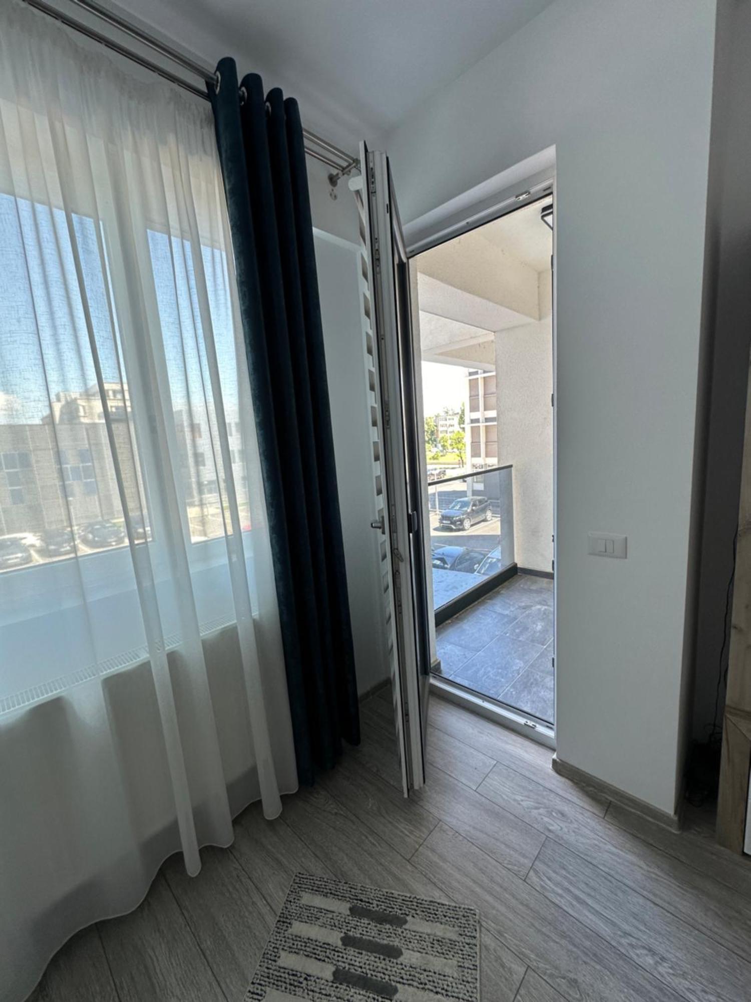 Renting Solutions Studio Iasi Exterior photo